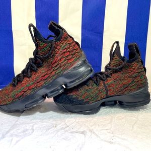 Nike LeBron 15
Black History Month (2018) Y5.5 Christmas colors